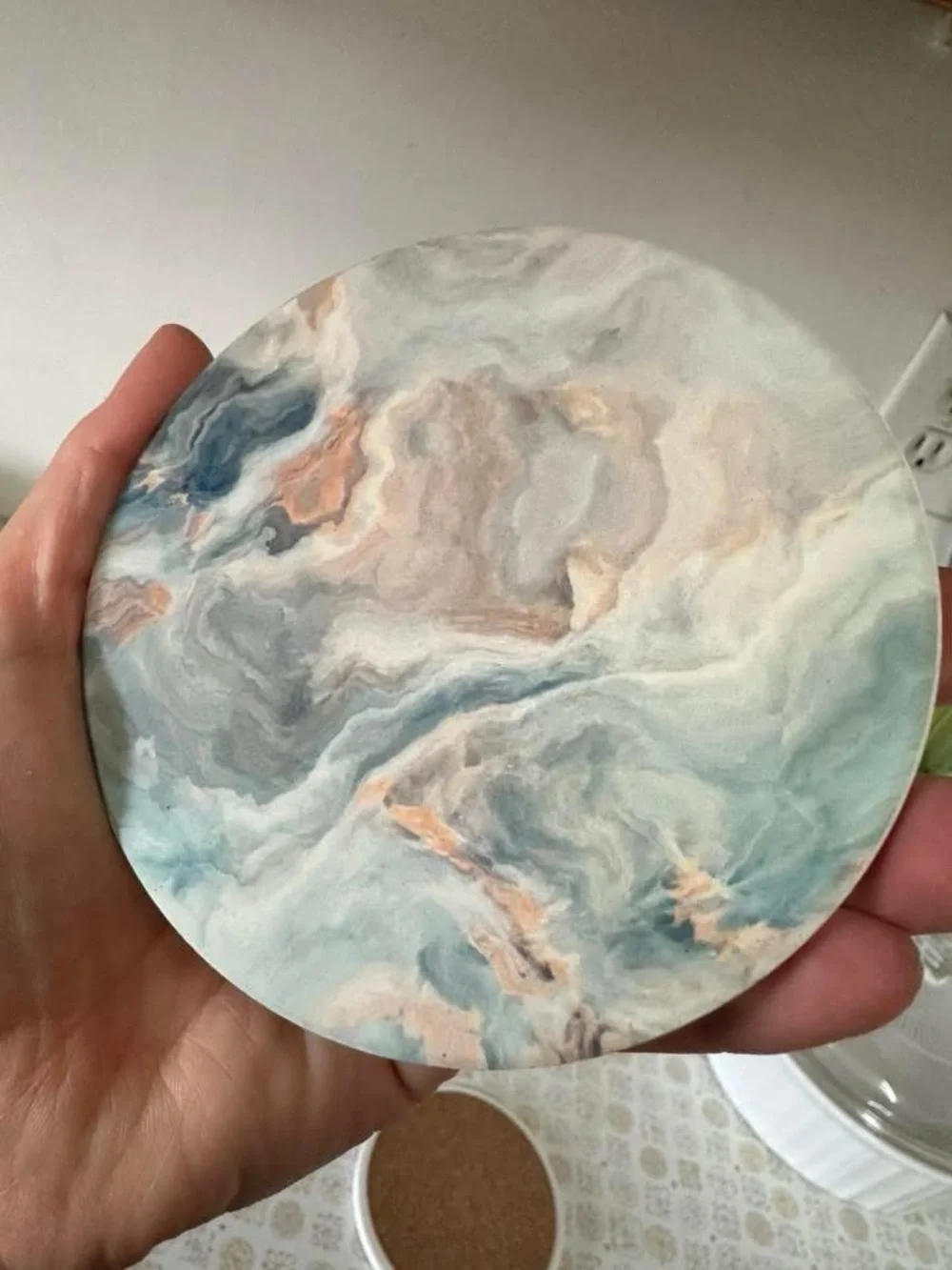 Marbled Round Coaster Set of 6 with Black Holder